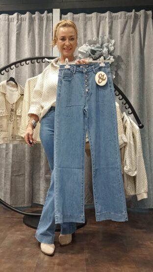 PANTALÓN VAQUERO BOTONES - Imagen 4