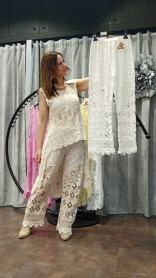 PANTALÓN CALADO CROCHET - Imagen 4
