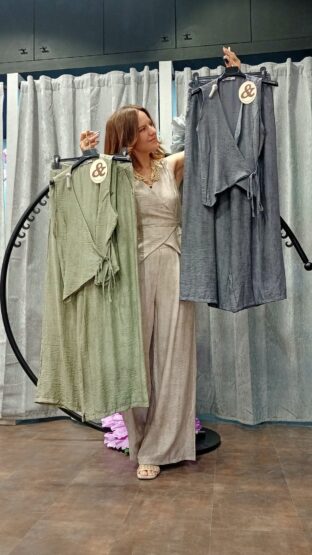 CONJUNTO PANTALÓN CHALECO - Imagen 5