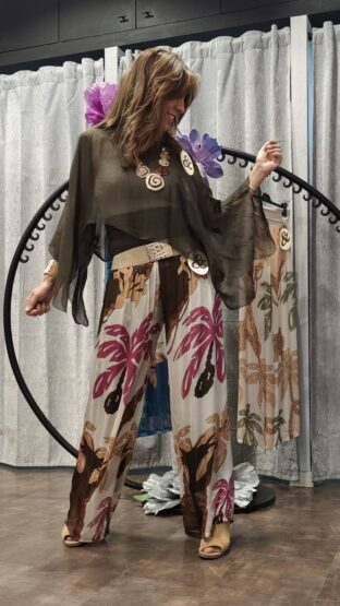 PONCHO SEDA LISO