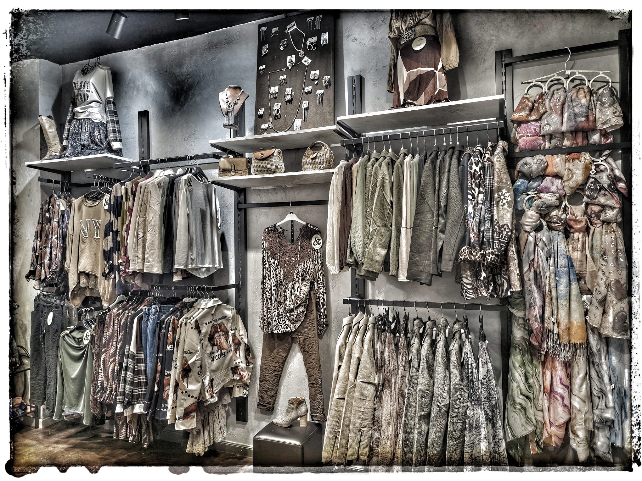 a5776dcf-a040-4775-88ee-a731c2a2da75 a5776dcf-a040-4775-88ee-a731c2a2da75